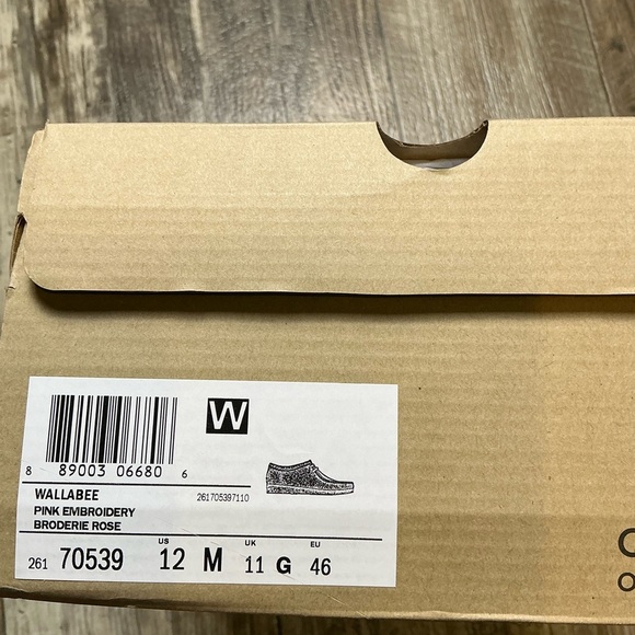 Clarks Women's Wallabees Coral Suede Moccasins Size 12 - Picture 10 of 11